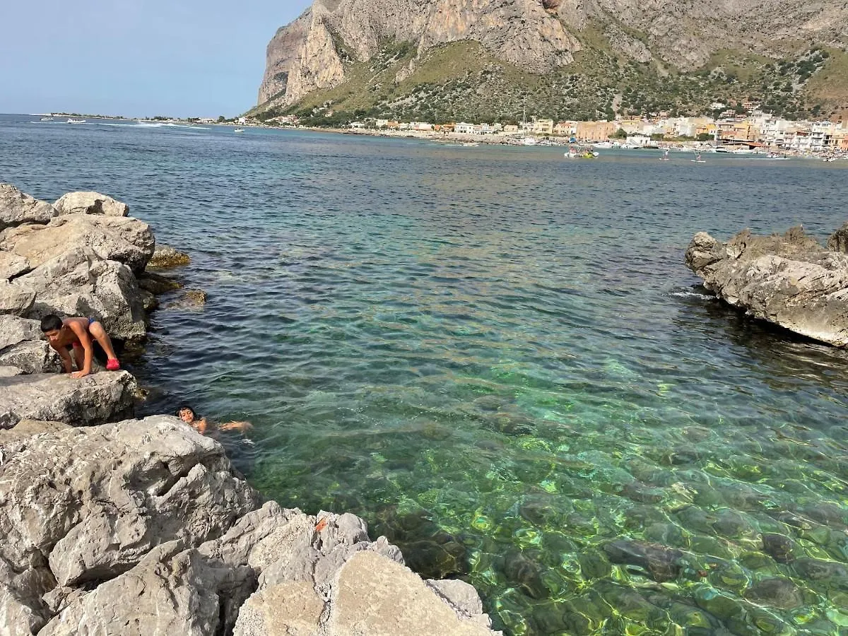 La Casetta Di Mavi Palermo 2*,  Italië